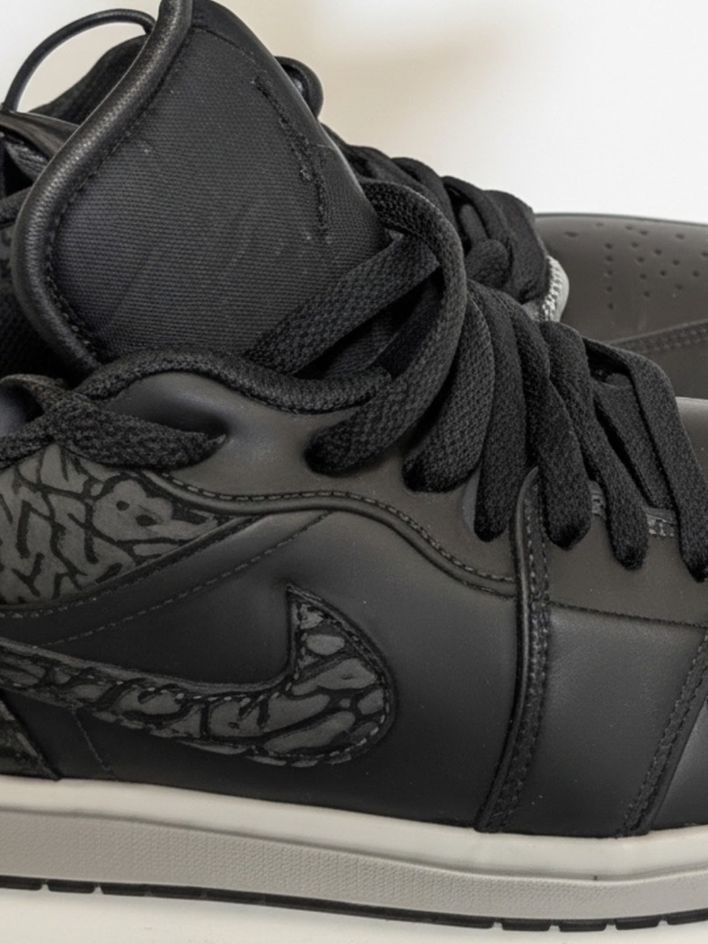 Nike Men’s Black Low-Top Anti Hero Sneakers with Textured Swoosh - Picture 2 of 16
